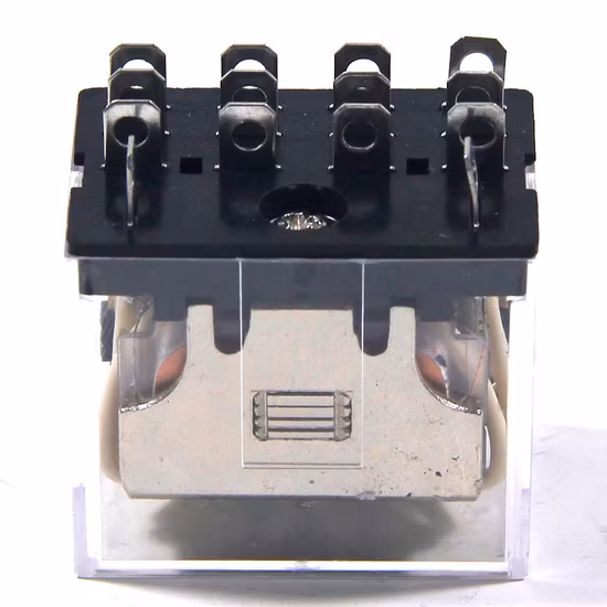 Atacado de relé de potência de limite de tempo de versão com retardo de potência